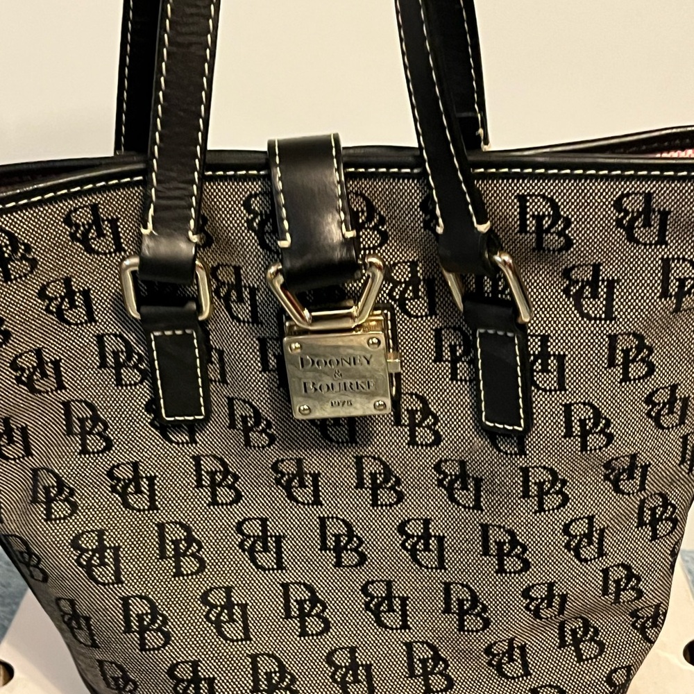 Dooney & Bourke Black Logo Shoulder Bag with Gold Hardware - Picture 3 of 14